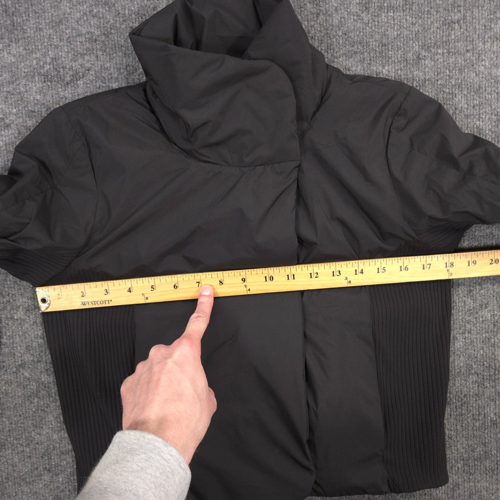 Lululemon Sleek City Jacket Womens 4 Black Cropped Windproof Water Repellent - Picture 9 of 13